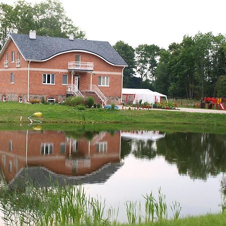 Guest House Kalnu Pupoli Sengeida Экстерьер фото