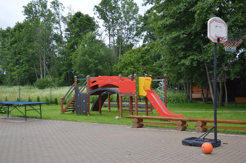 Guest House Kalnu Pupoli Sengeida Экстерьер фото